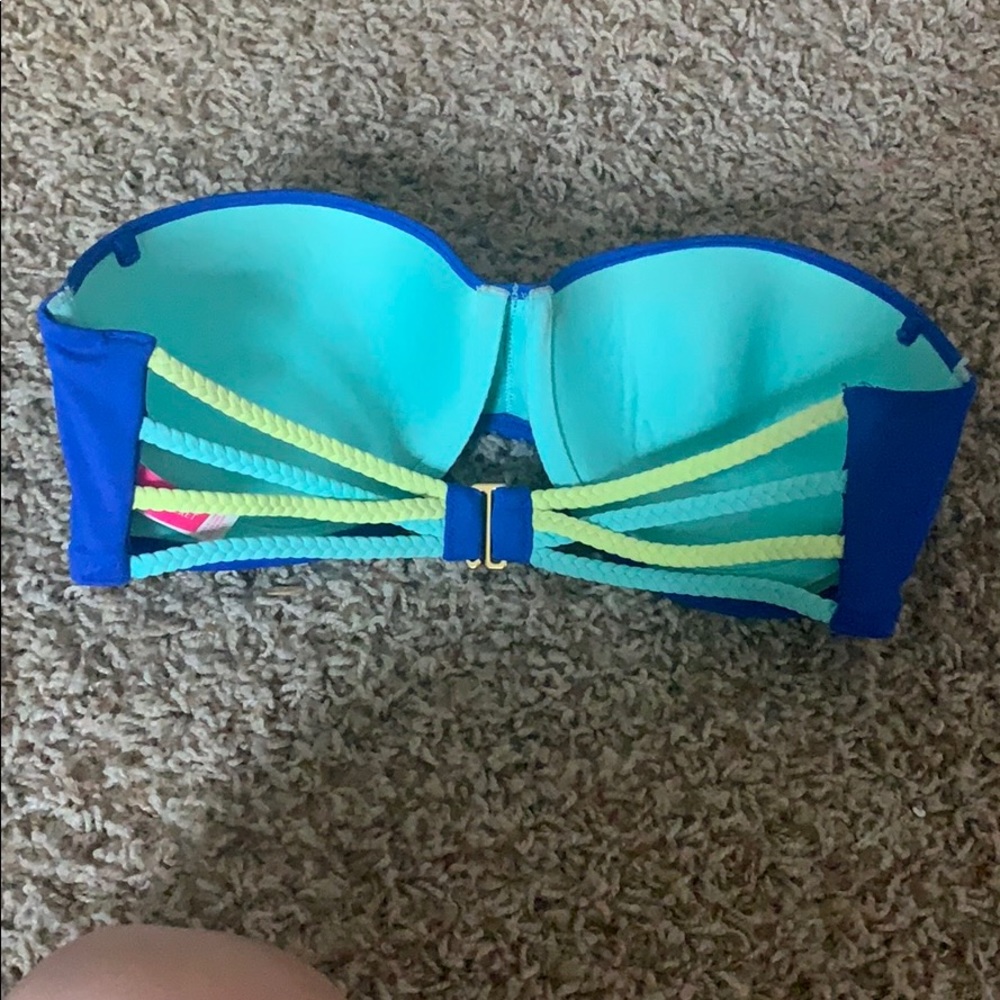 Like new Victoria’s Secret swim top